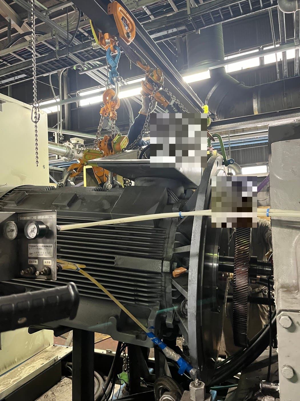 チェーンブロックでの吊り込み作業